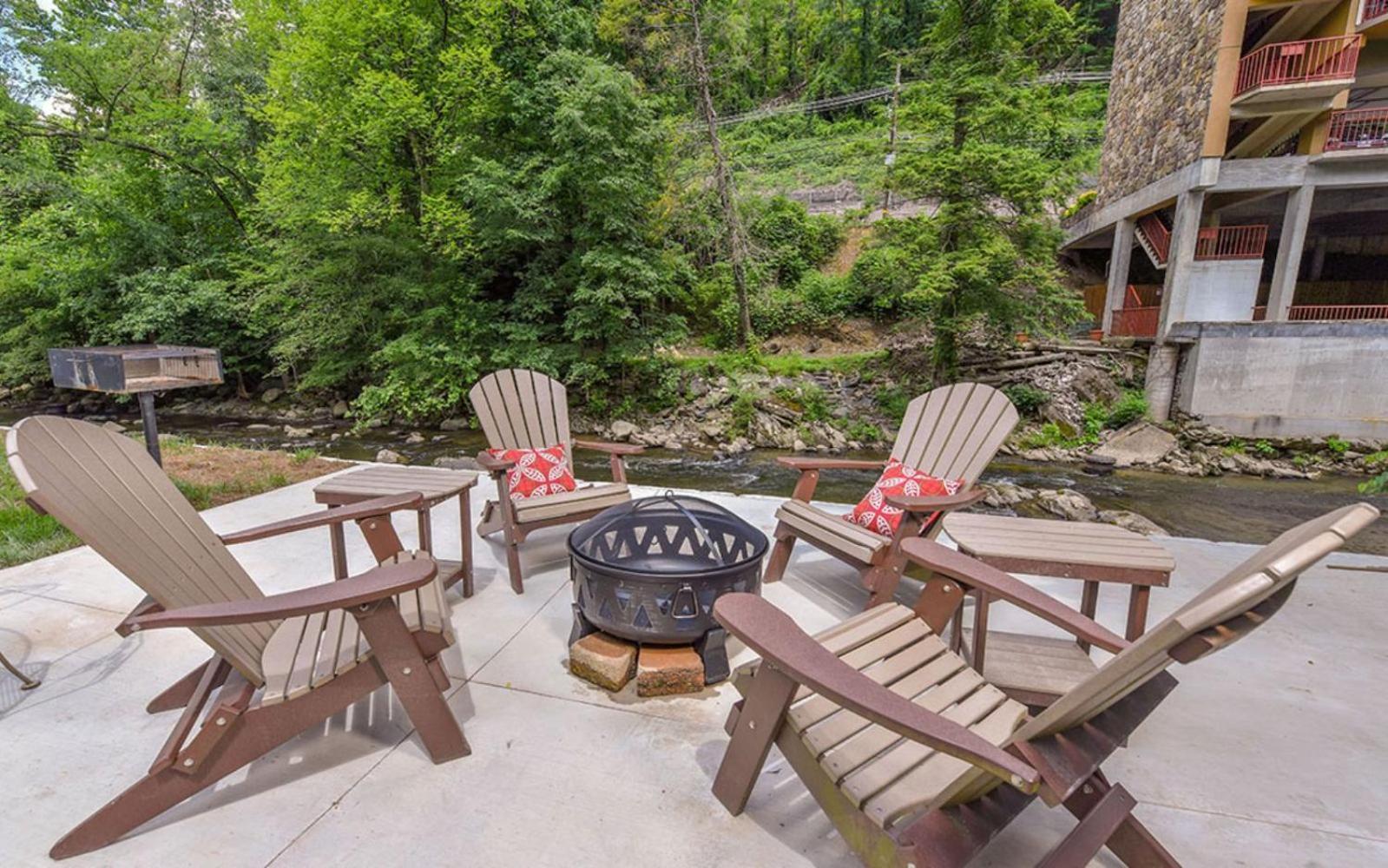 River Romance Gatlinburg Bagian luar foto